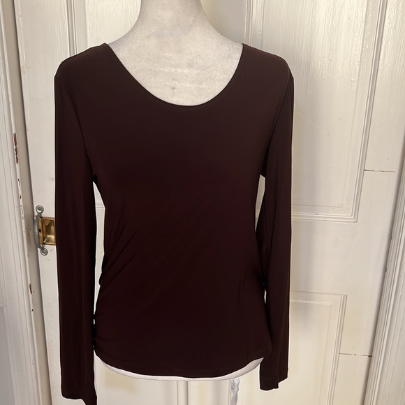 New with tags vintage Susie size small long sleeve brown silky feeling top - Picture 3 of 4